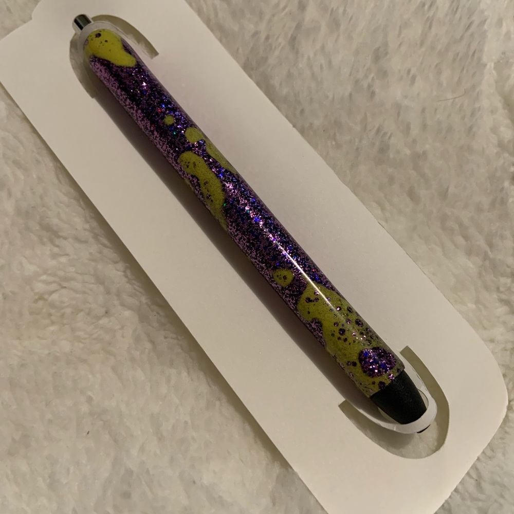 Handmade resin pen
